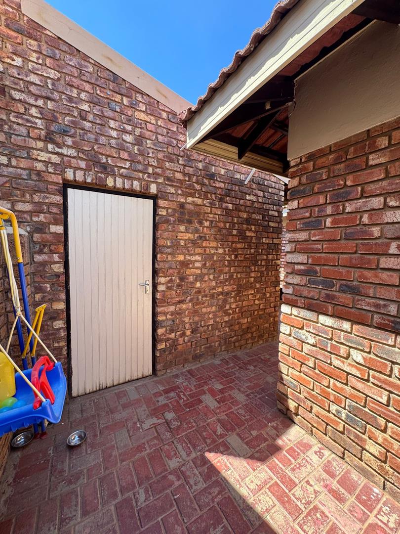 3 Bedroom Property for Sale in Camelot Northern Cape